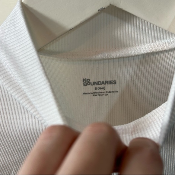 Mock neck ribbed white long sleeve shirt base layer turtleneck top✨ - Picture 3 of 4